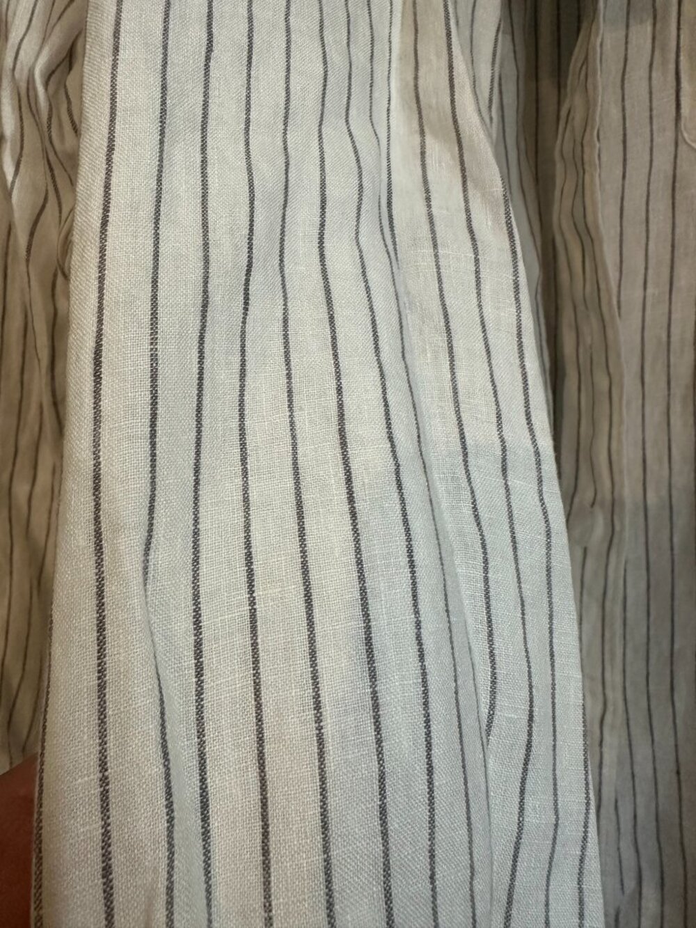 Uniqlo Premium Linen Shirt NWT Off White Black Stripe Men’s Size Small - Picture 2 of 5